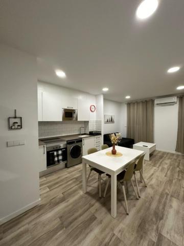 Apartamentos 1240 Benlloch Valencia Luaran gambar